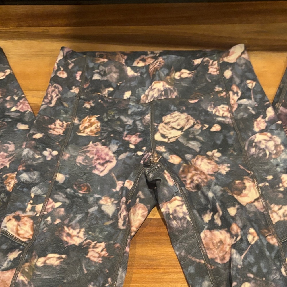Lululemon Floral Patterned Leggings